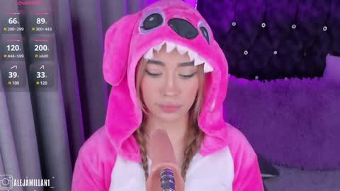 Snapshot of alejamillan1 chatting on January 24, 8:44 am   night GTM -5 online show from January 24, 8:44 am