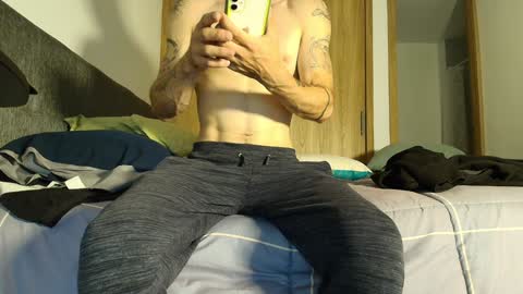 Alejandro Hernndez online show from January 30, 4:48 am