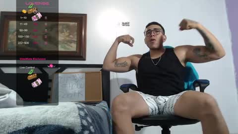 alejandrocock online show from May 29, 10:02 am