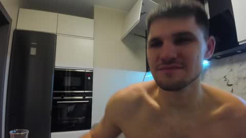 aleks_brown online show from November 3, 2:23 am