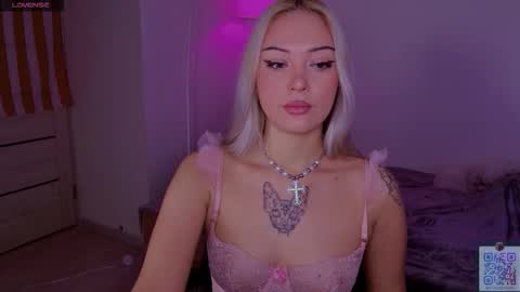 aleksacandy online show from October 2, 3:16 am