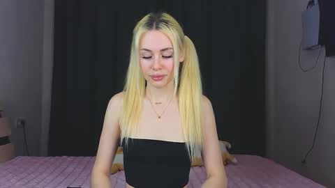 Alena online show from April 9, 11:21 pm