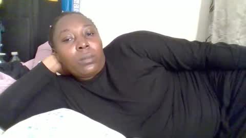 Noreen Kennth and Emilly online show from March 4, 6:27 pm