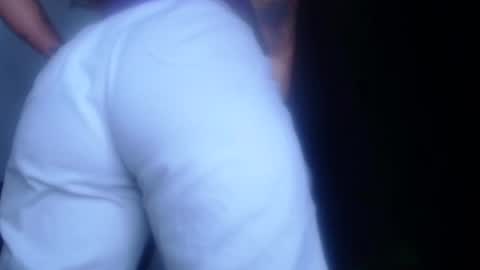 QUEEN OFF MILk  IM BACK  15 NOV online show from September 21, 2:59 am