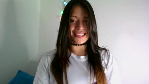 QUEEN OFF MILk  IM BACK  15 NOV online show from February 18, 10:09 pm