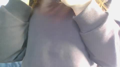 QUEEN OFF MILk  IM BACK  15 NOV online show from March 22, 6:45 pm