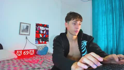 Alessandro Dybala online show from April 25, 12:51 pm