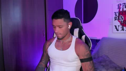 Alessandro Vanni online show from June 8, 2:40 pm