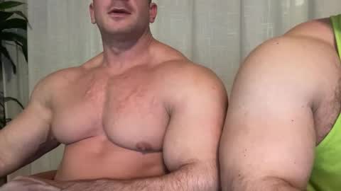 Alessandrobuilder online show from October 24, 7:36 pm