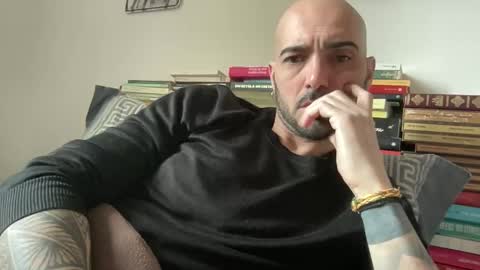 alessandromori91 online show from March 24, 3:18 pm