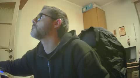 Snapshot of alex81pv1981 chatting on January 18, 7:26 pm alex81pv1981 online show from January 18, 7:26 pm