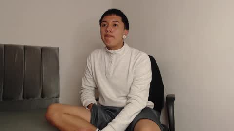 Owen online show from February 14, 2:07 am