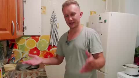Alex Amazing online show from August 1, 9:05 pm