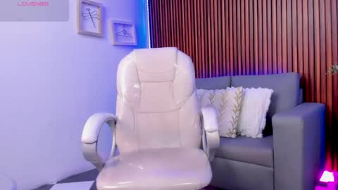 alex online show from May 26, 1:06 pm