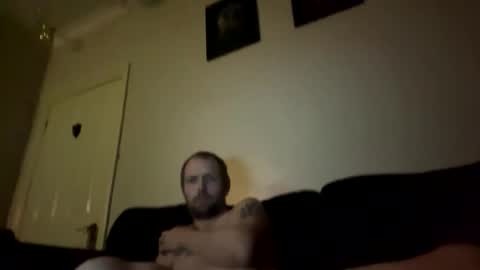 alex_essex69 online show from January 14, 2:08 am