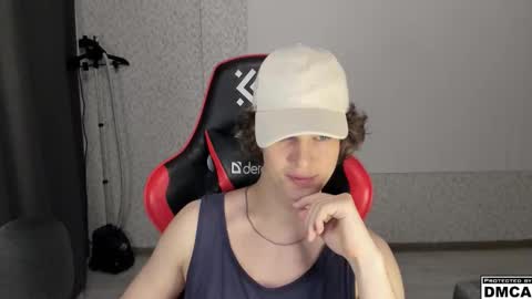 Snapshot of alex_mactavish chatting on September 12, 8:11 pm Alexander online show from September 12, 8:11 pm