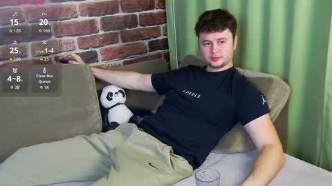 Snapshot of alex_onelove chatting on October 17, 7:01 am Alex online show from October 17, 7:01 am
