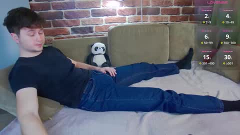 Alex online show from December 5, 5:50 am