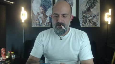 Alex Saints online show from May 31, 1:04 am