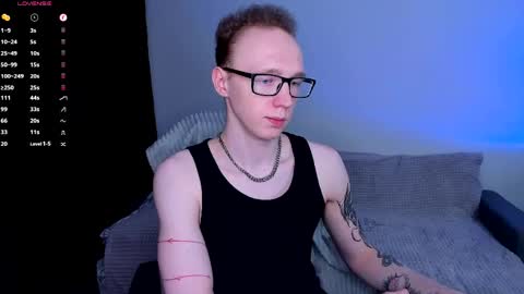 alex_silent online show from May 31, 6:09 pm