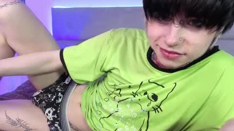 Alex Valley online show from April 1, 11:12 pm