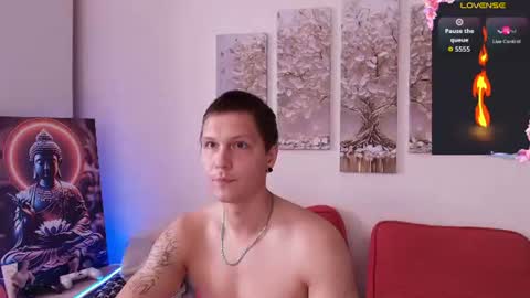 Alex WandHot online show from August 3, 11:05 am