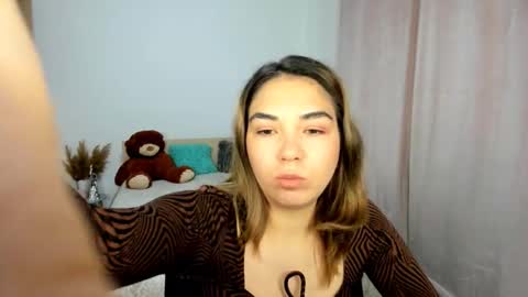 Snapshot of alexa_dolly chatting on October 7, 6:09 am Alexa online show from October 7, 6:09 am