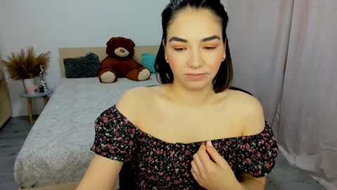 Snapshot of alexa_dolly chatting on January 7, 6:16 am Alexa online show from January 7, 6:16 am