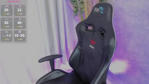 alexa_foxx27 online show from May 27, 7:33 pm