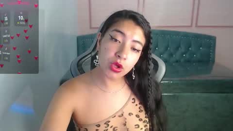 Snapshot of alexa_romero_t chatting on October 21, 1:05 pm Alexandra online show from October 21, 1:05 pm