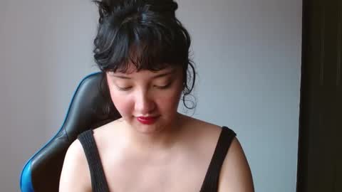 Alexandra 3 online show from March 17, 1:49 pm