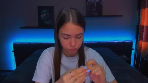 angel online show from March 11, 6:19 am