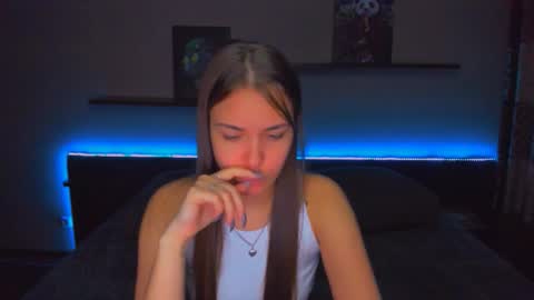 angel online show from March 3, 12:28 am