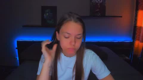 angel online show from May 25, 1:01 am