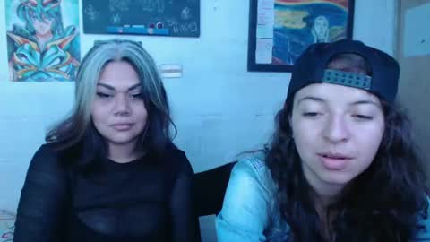 Alexa Blu3 online show from January 1, 6:05 am