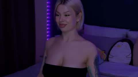 Alexa Mason online show from May 7, 11:43 pm
