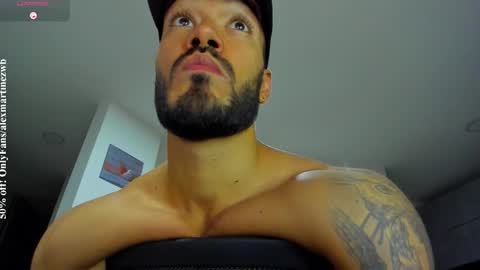 Onlyfansalexmartinezwb  Instagram alexwbmartinez  Twitter martinezcb937 online show from October 26, 11:37 pm