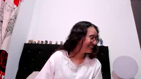 alexandra clauss online show from February 14, 9:50 pm