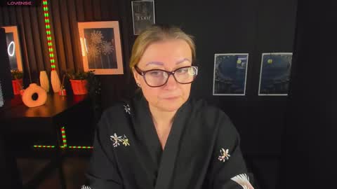 Alexandra online show from March 5, 1:21 am