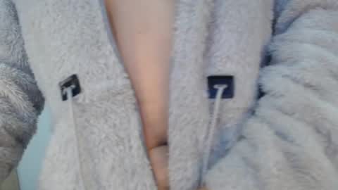 Snapshot of alexandrasaen chatting on February 27, 12:57 am alexandrasaen online show from February 27, 12:57 am