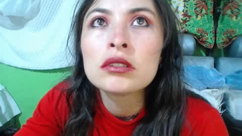 Snapshot of alexandrasaen chatting on February 2, 11:32 pm alexandrasaen online show from February 2, 11:32 pm