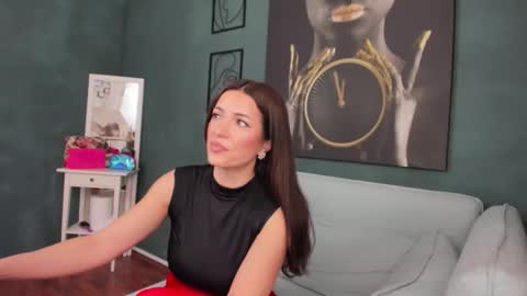 AlexaNikole online show from June 5, 7:03 am