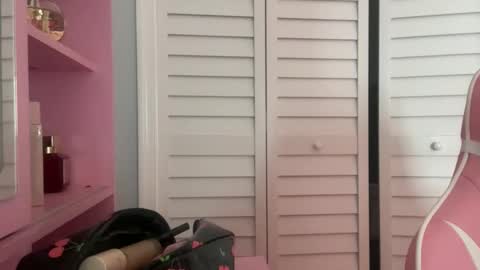 alexa payne online show from February 3, 6:33 am