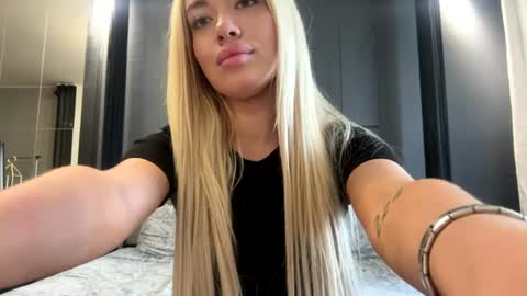 Alex online show from August 3, 7:54 am