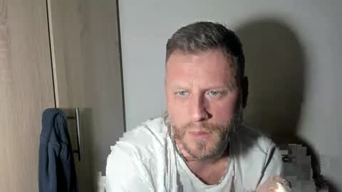 Snapshot of alexboy2022 chatting on February 21, 2:28 am onlyfans..alexyno2022 online show from February 21, 2:28 am