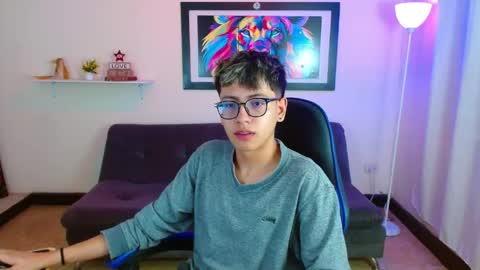 alex online show from May 11, 1:40 pm
