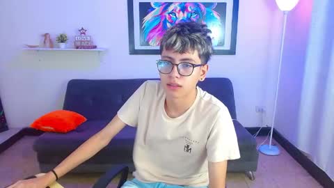 alex online show from April 10, 2:00 pm