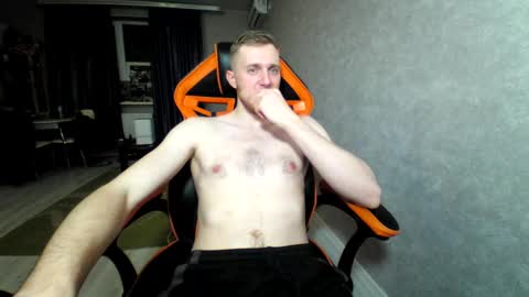 Alex online show from February 18, 10:58 pm