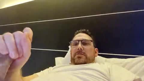 alexhardrock2026 online show from November 7, 4:59 am