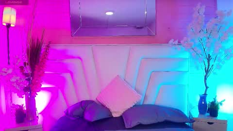  Alexia Hearts  online show from March 21, 4:29 am